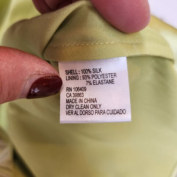 NWT Gianni Bini 100% Silk Y2K Nineties Tank Top Blouse Smocked Lime Green Size 8 - Picture 7 of 8